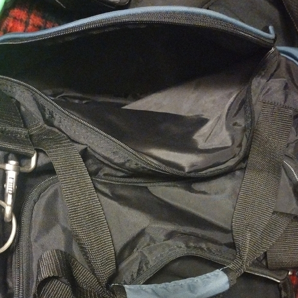 Spalding Black and Blue Duffel Bag - Picture 7 of 8